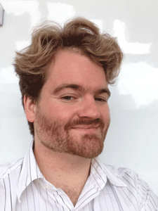 Lewis Stowe Growbots content marketer